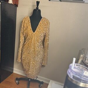 Elegant Gold Sequin Dress